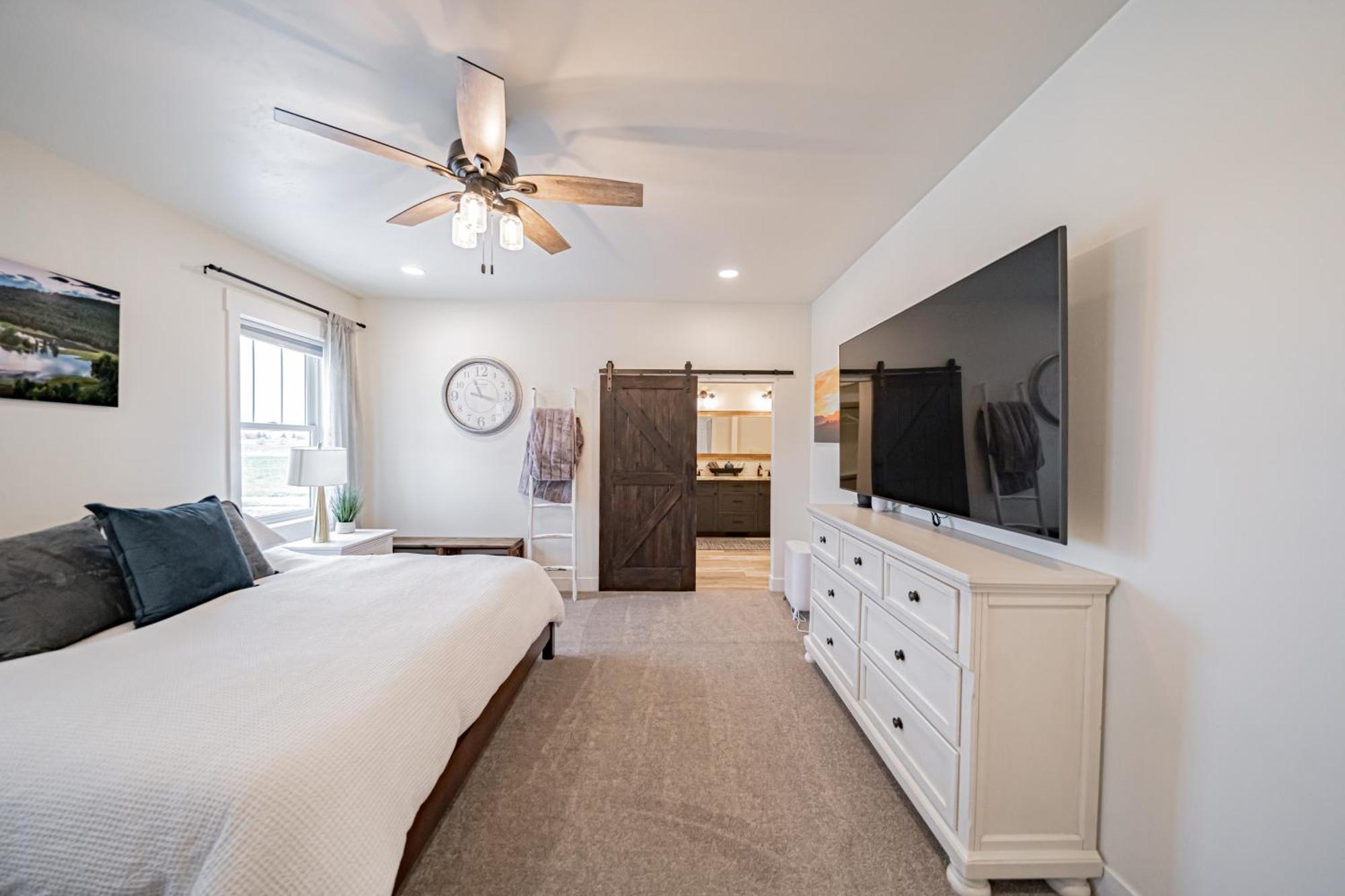 Teton Valley Getaway With Private Deck And Hot Tub! Эштон Экстерьер фото