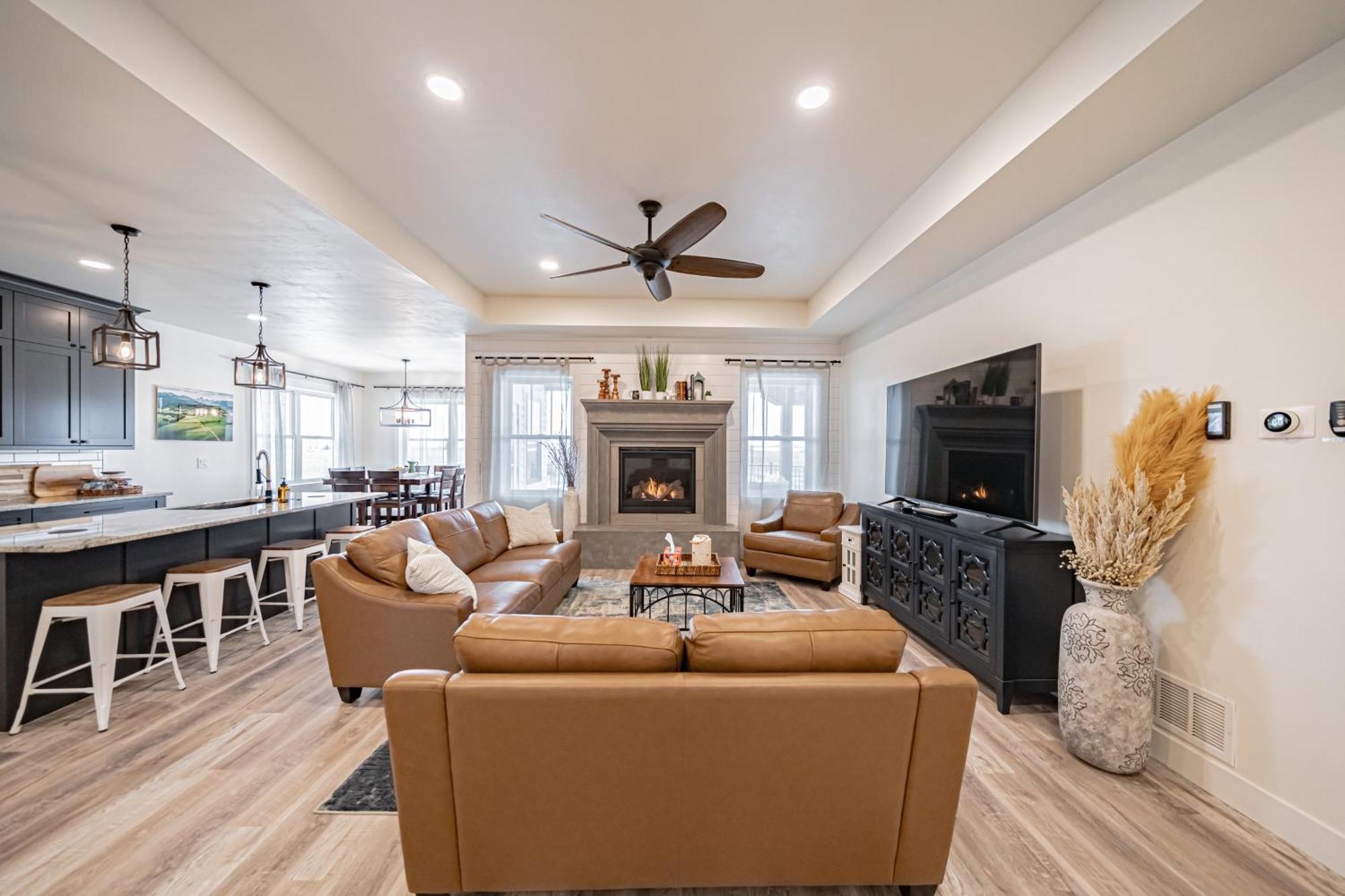 Teton Valley Getaway With Private Deck And Hot Tub! Эштон Экстерьер фото